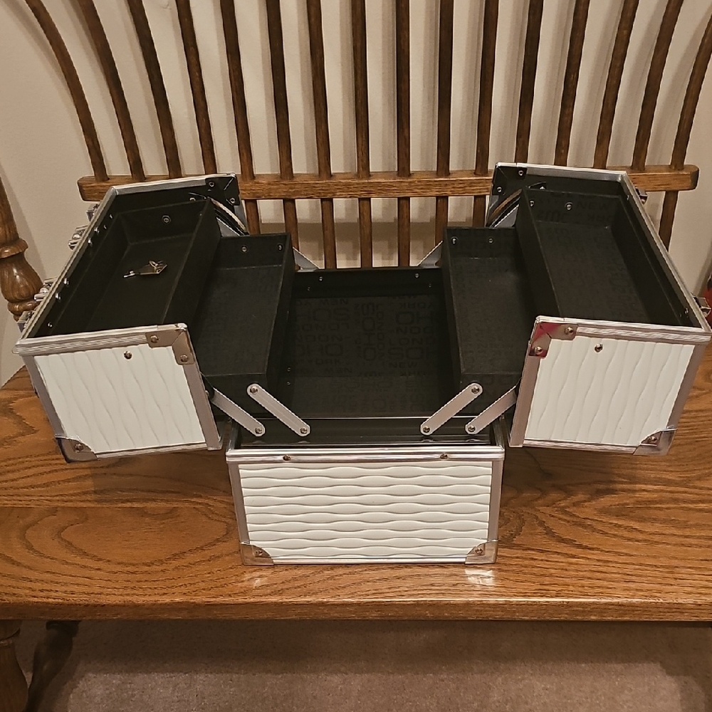 Elegant White and Black Storage Organizer With Key